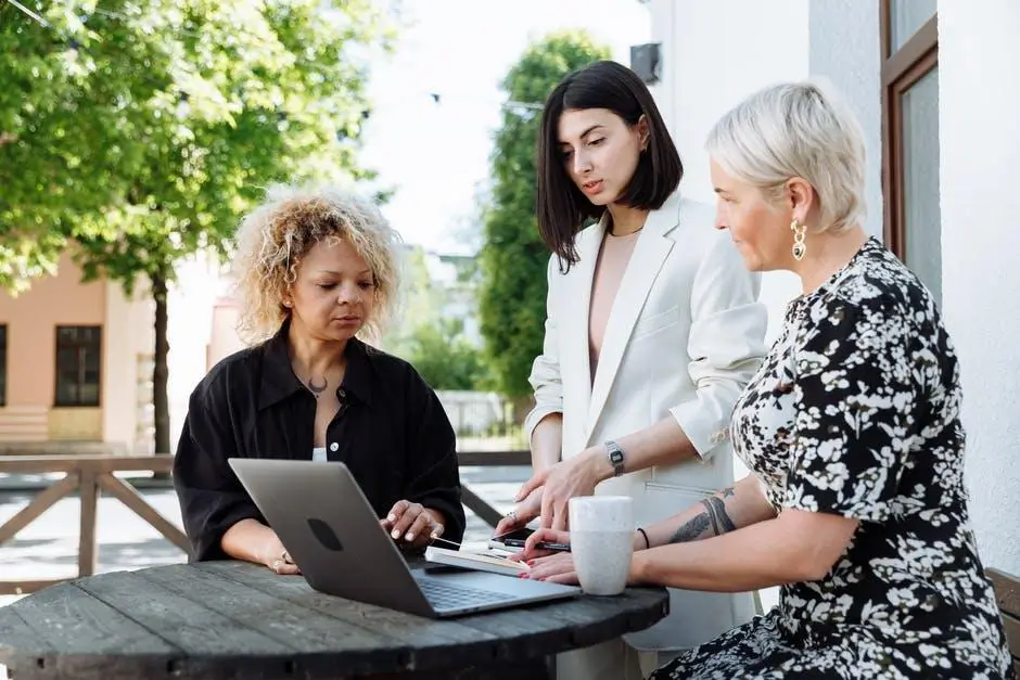 HOA Property Management: Enhancing the Quality of Homeowners Associations